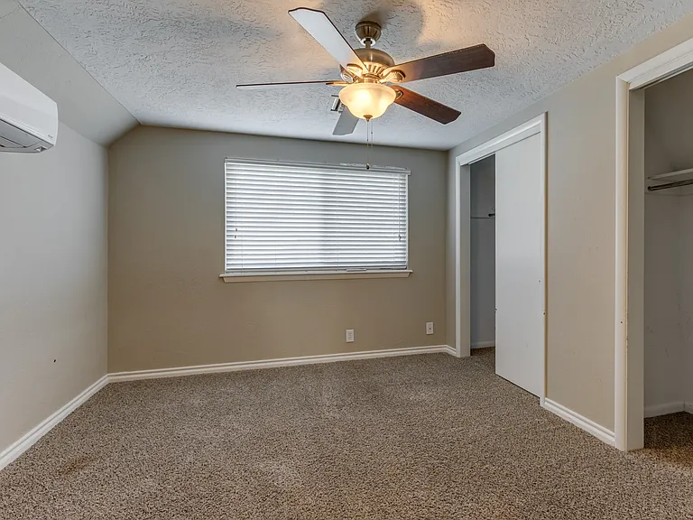 1515 Charles St — Photo 29