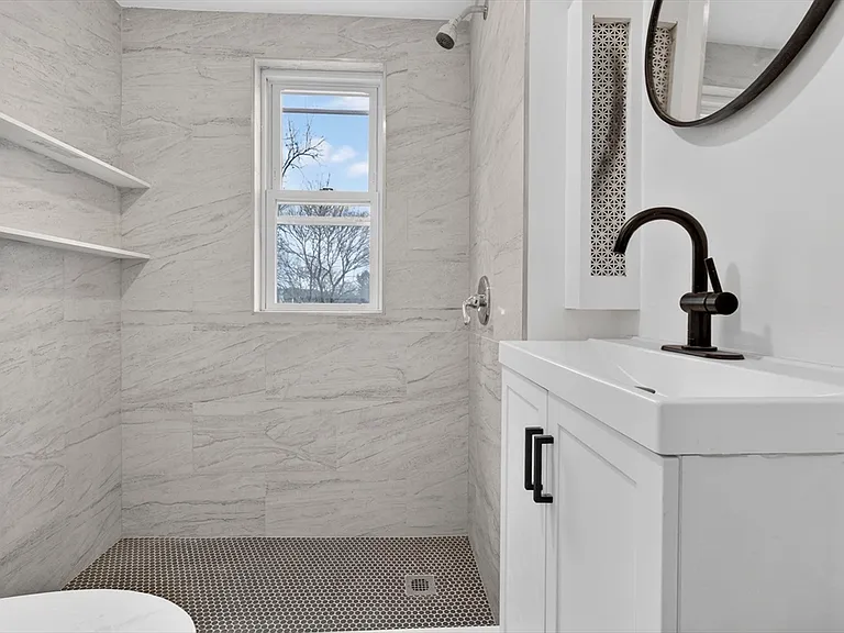 166 Elliot St #2 — Photo 13