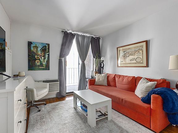 2nd image of 430 E 77th St APT 7C