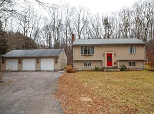 494 Franklin Rd, Coventry, RI 02816