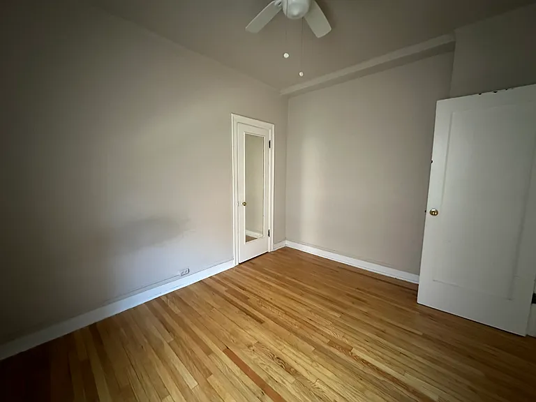 1369 W Estes Ave #2J — Photo 2