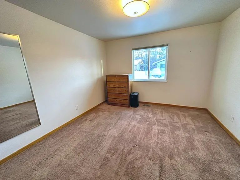 1822 Bellevue Loop — Photo 5