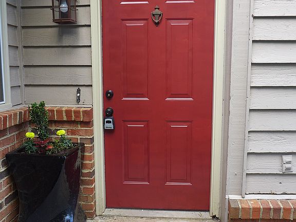 3rd image of 8600 Olde Colony Trl APT 90