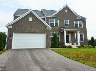 18113 Gracehill Ct, Hagerstown, MD 21740