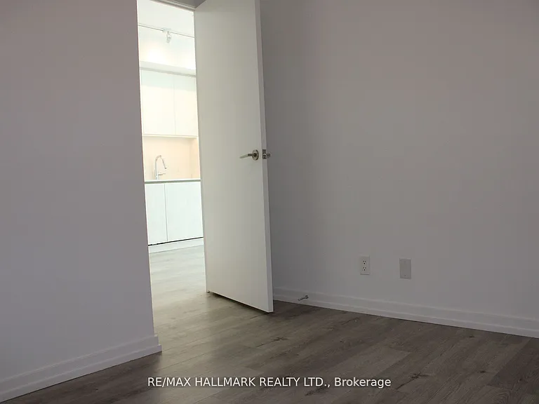 1000 Portage Pkwy #5008 — Photo 17