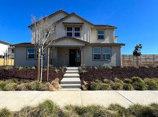 2400 Lake Club Dr, Fairfield, CA 94533