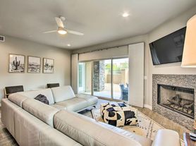 6145 E Cave Creek Rd, Cave Creek, AZ