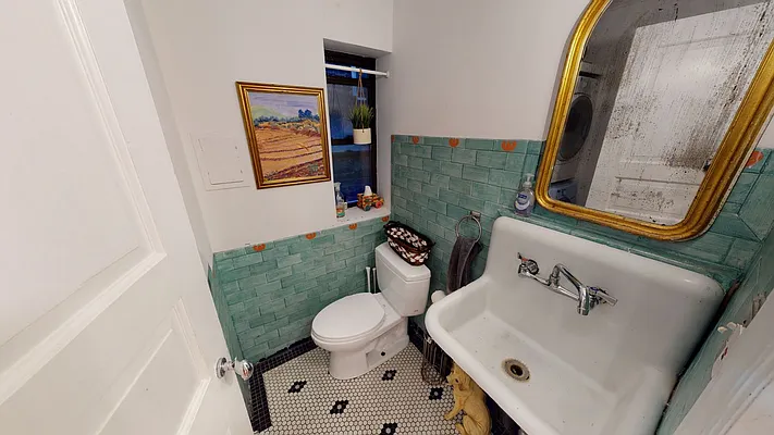 Rented by Compass | media 22