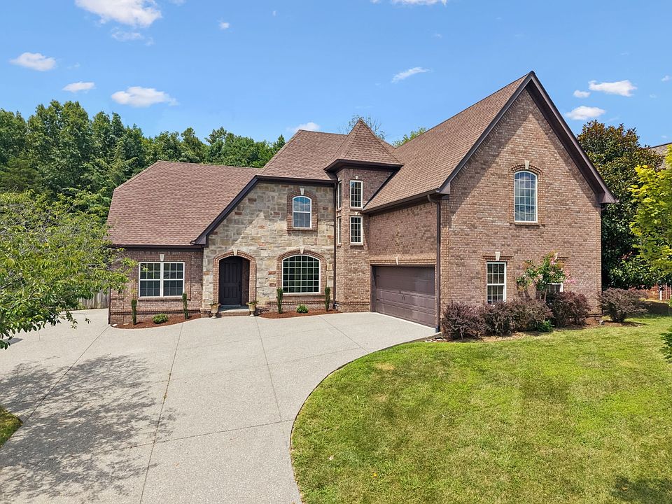 1st image of 237 Quad Oak Dr
