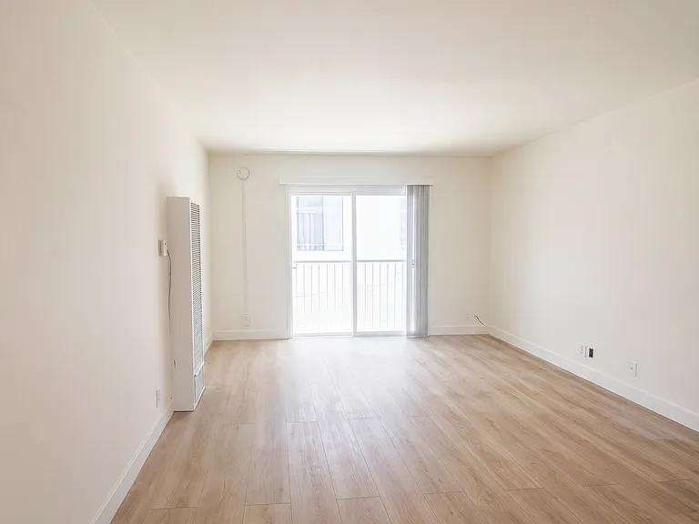 474 Sherman Ave #6 — Photo 6