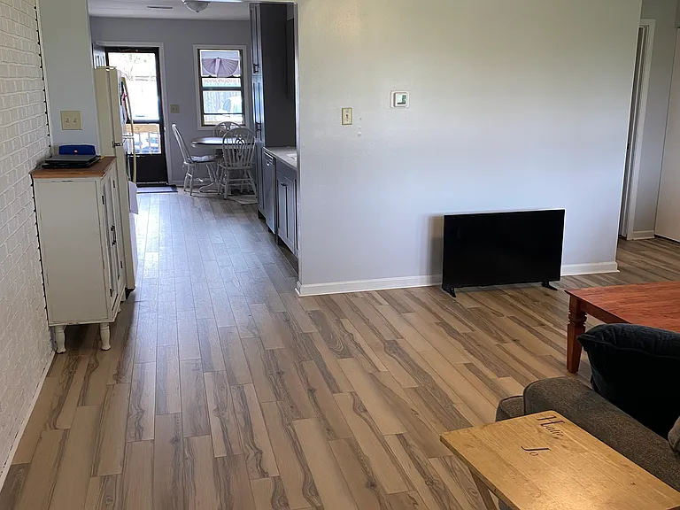 645 W Wilmington Rd — Photo 3