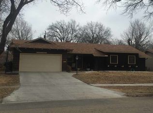 2732 SW Indian Trl, Topeka, KS 66614