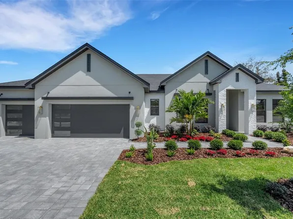 5374 Clubhouse Hills Ln, Lakeland, FL 33812
