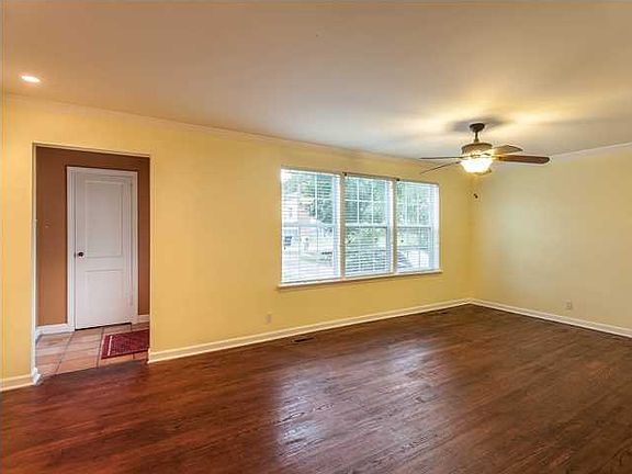 2nd image of 4817 Delaware Dr