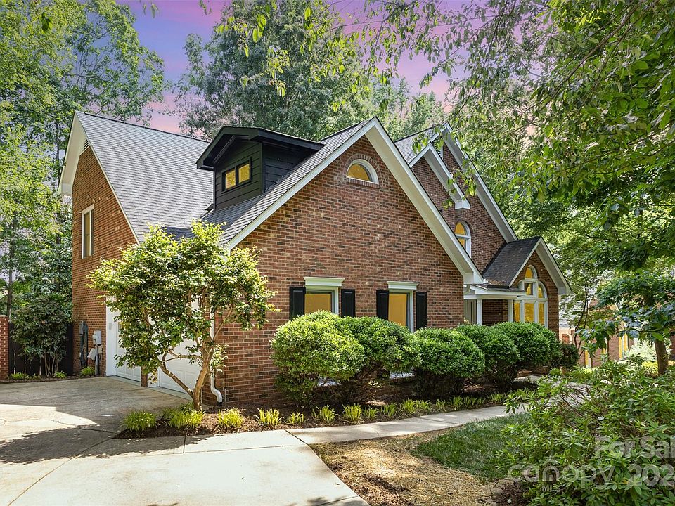 824 Queen Charlottes Ct, Charlotte, NC 28211 Zillow