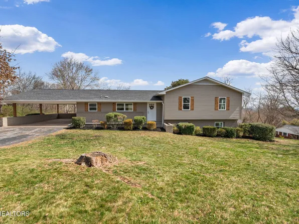 1309 N Briscoe Cir, Knoxville, TN 37912