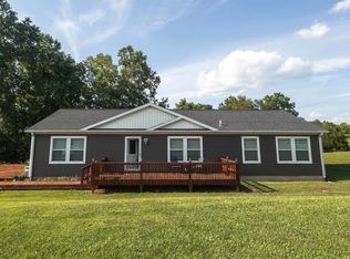 1449 Starr Ln, Bedford, IN 47421