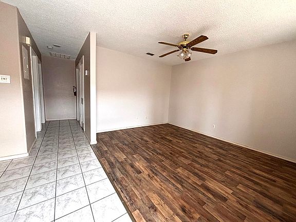 5th image of 2210 W Elisa Ln #11428502