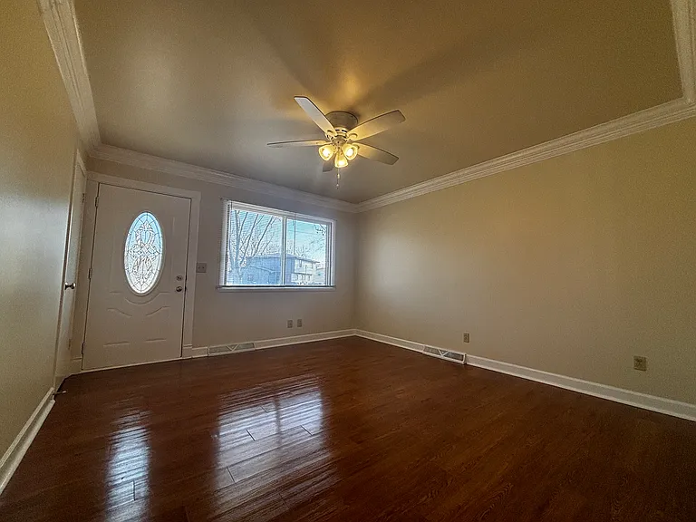 261A Monroe St #A — Photo 8