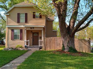 1201 W Webster St, Springfield, MO 65802