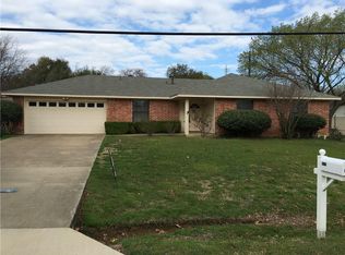 927 Highland Village Rd, Highland Village, TX 75077