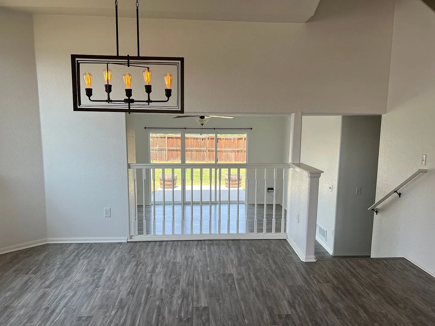 Beautiful 3 Bedroom single family home in Milliken — Photo 3