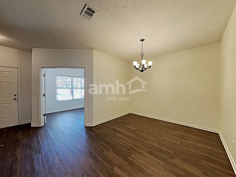 600 Pemberton Dr — Photo 7