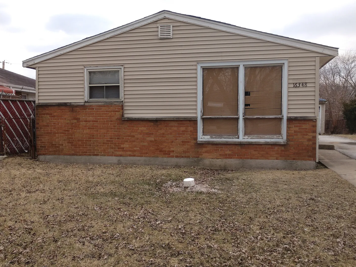 16348 Justine St photo 1