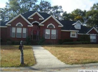 105 Oak Ridge Ln, Clanton, AL 35045