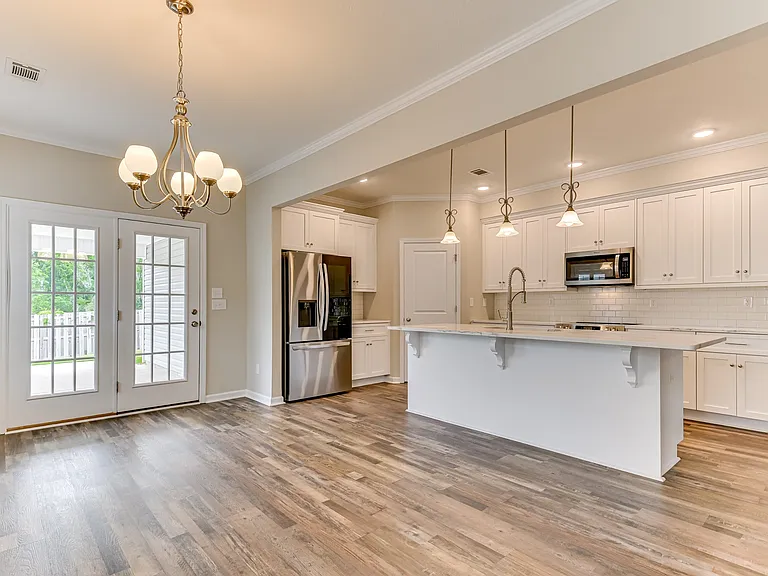 157 Dublin Loop — Photo 8