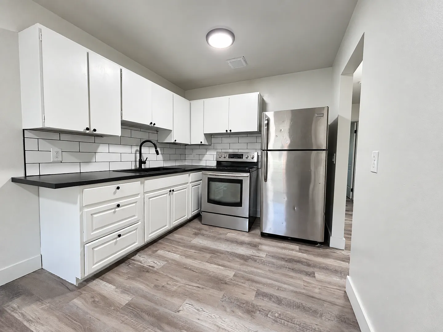 The 1340 Flats — Photo 4