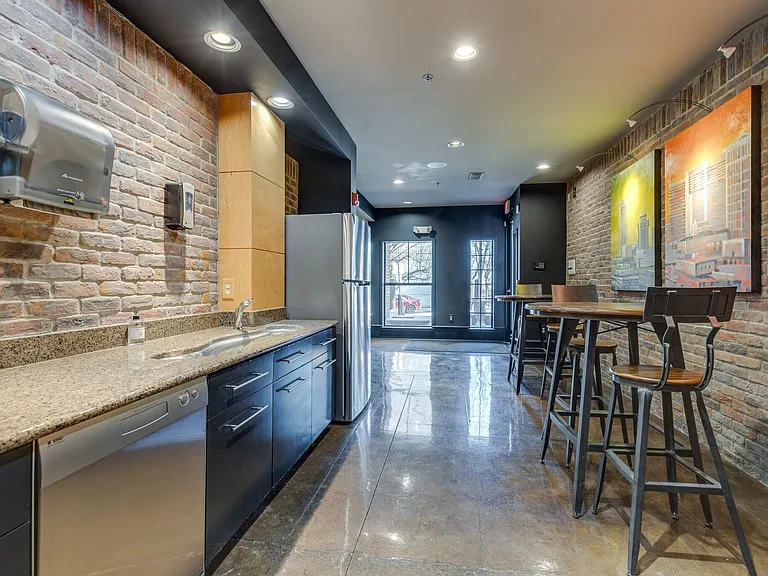 1803 Broadway #430 — Photo 51