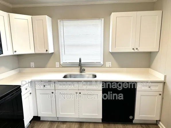 1414 White St, Lexington, NC 27295