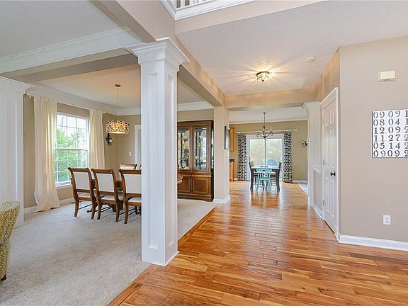 5th image of 6559 Yorkshire Cir