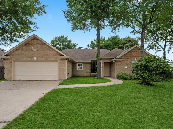 16790 N Rail Dr, Conroe, TX 77385