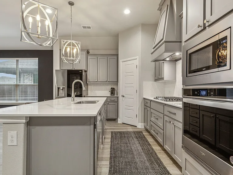 1008 Westwood Ln — Photo 23