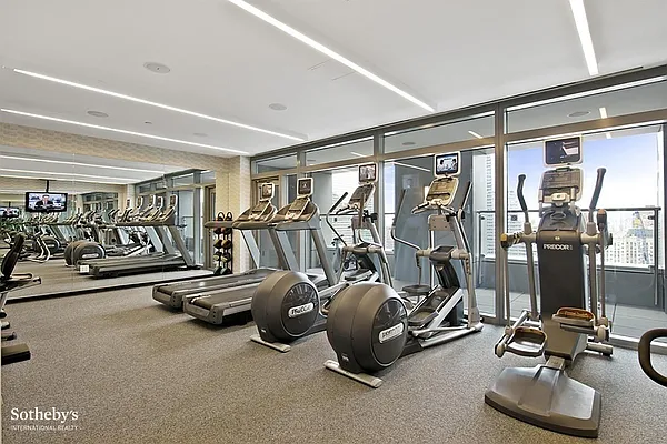 Rented by Sotheby's International Realty | media 36