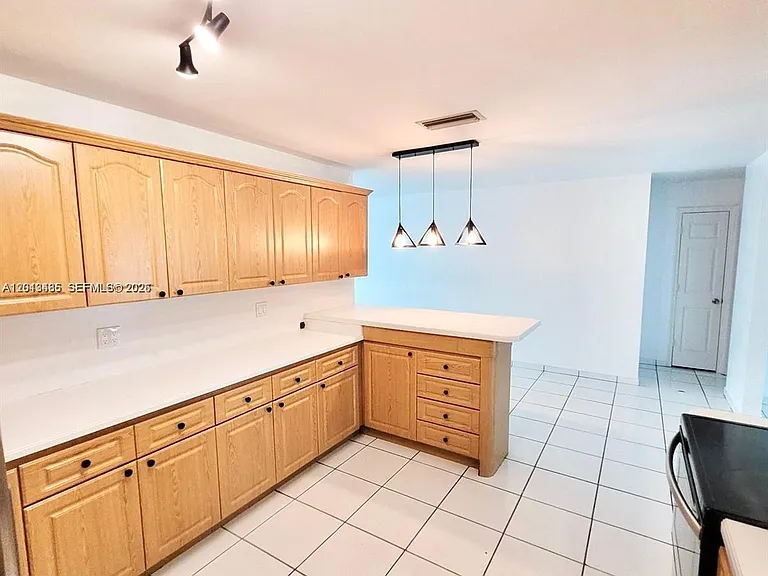6730 Charleston St — Photo 18