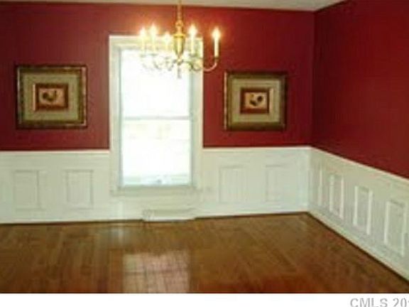 3rd image of 1136 Scotch Dr
