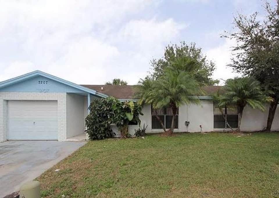 1st image of 7207 Fox Park Ct