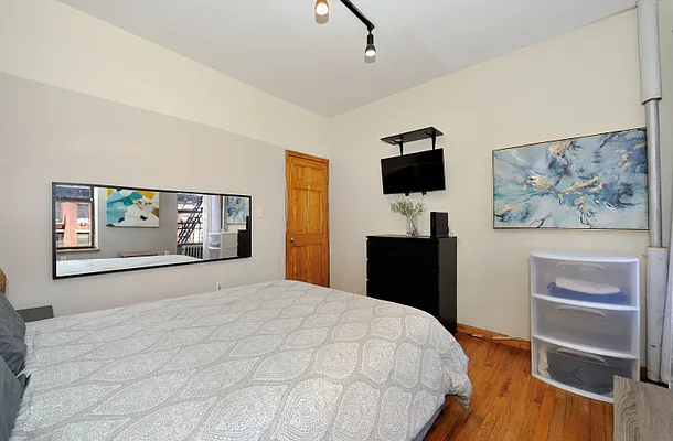 Rented by Corcoran | media 9