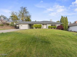 607 S 27th Ave, Yakima, WA 98902
