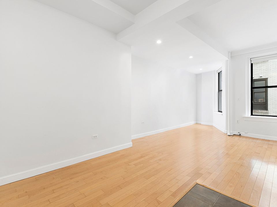 1st image of 500 W End Ave APT 8Z