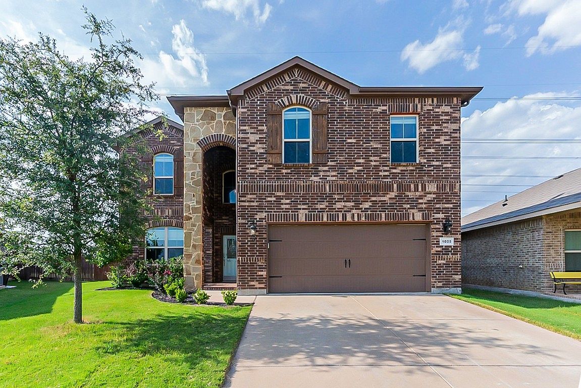 1025 Sierra Blanca Dr, Burleson, TX 76028 Zillow