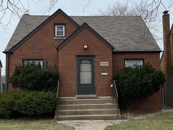 1039 River Dr, Hammond, IN 46324