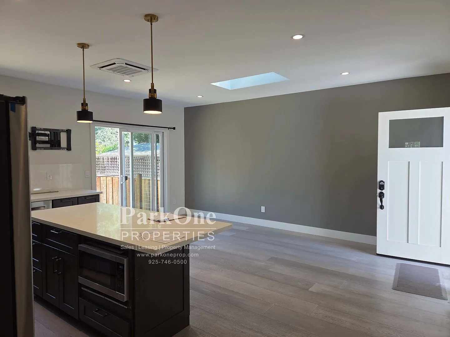 Updated Spacious ADU Available Now! — Photo 3
