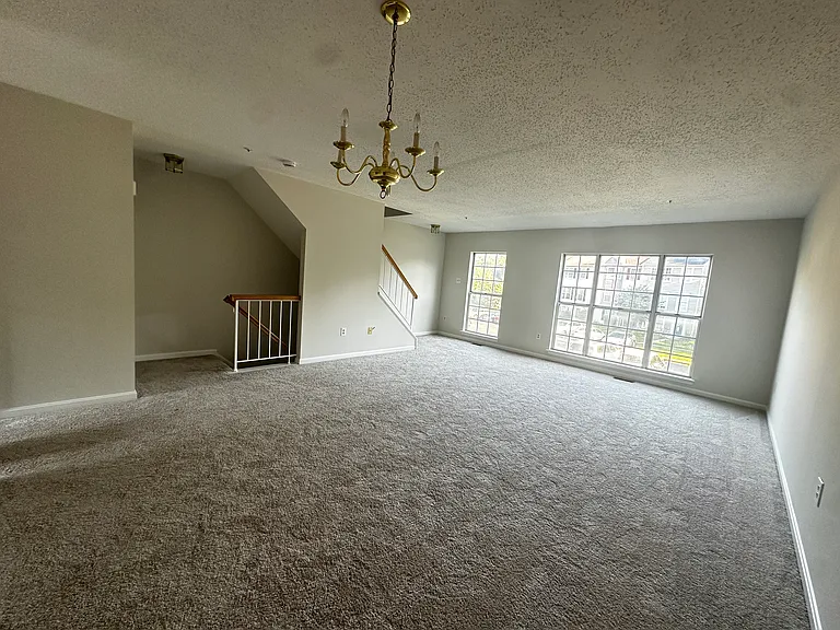 2558 Ambling Cir — Photo 3