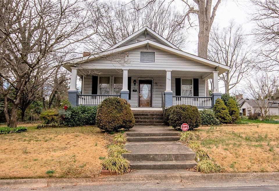 1st image of 729 Wood St