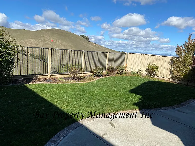 26418 Honor Ln — Photo 16