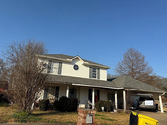 3rd image of 409 Rue Colombe